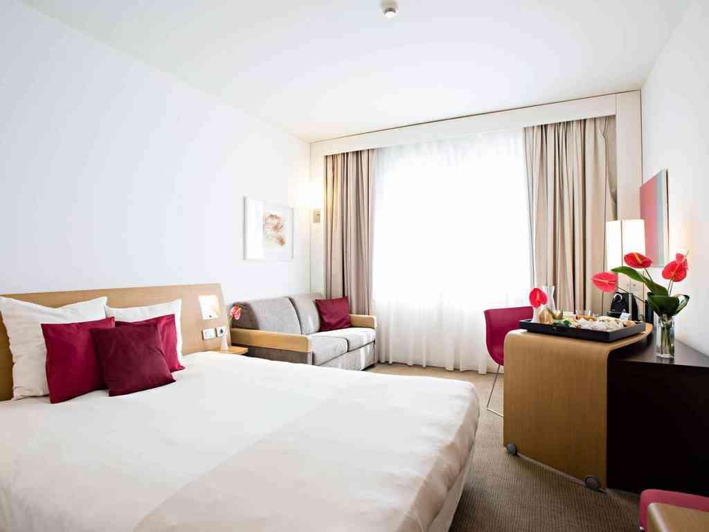 Novotel Salerno Est Arechi Exterior foto