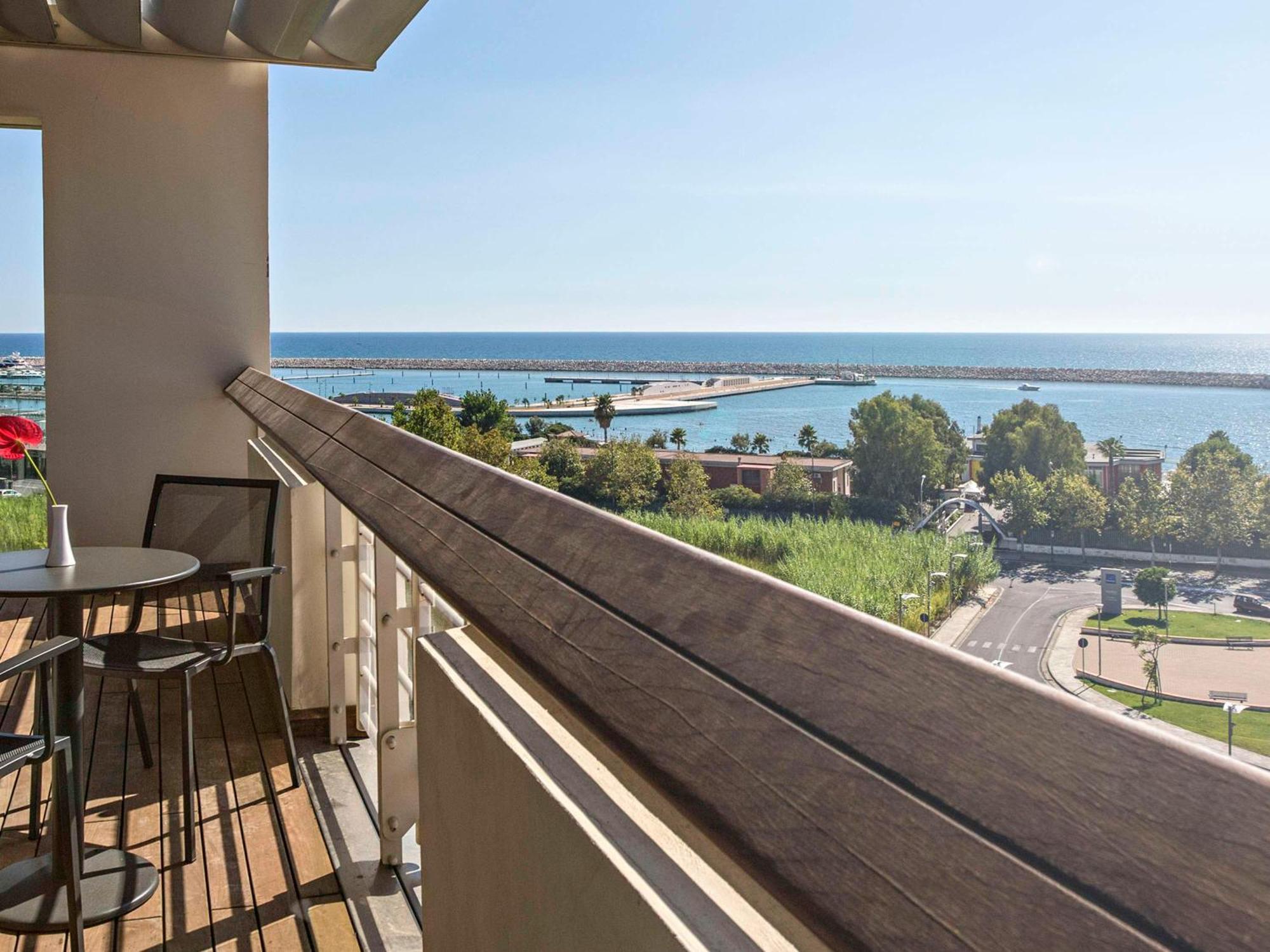 Novotel Salerno Est Arechi Exterior foto