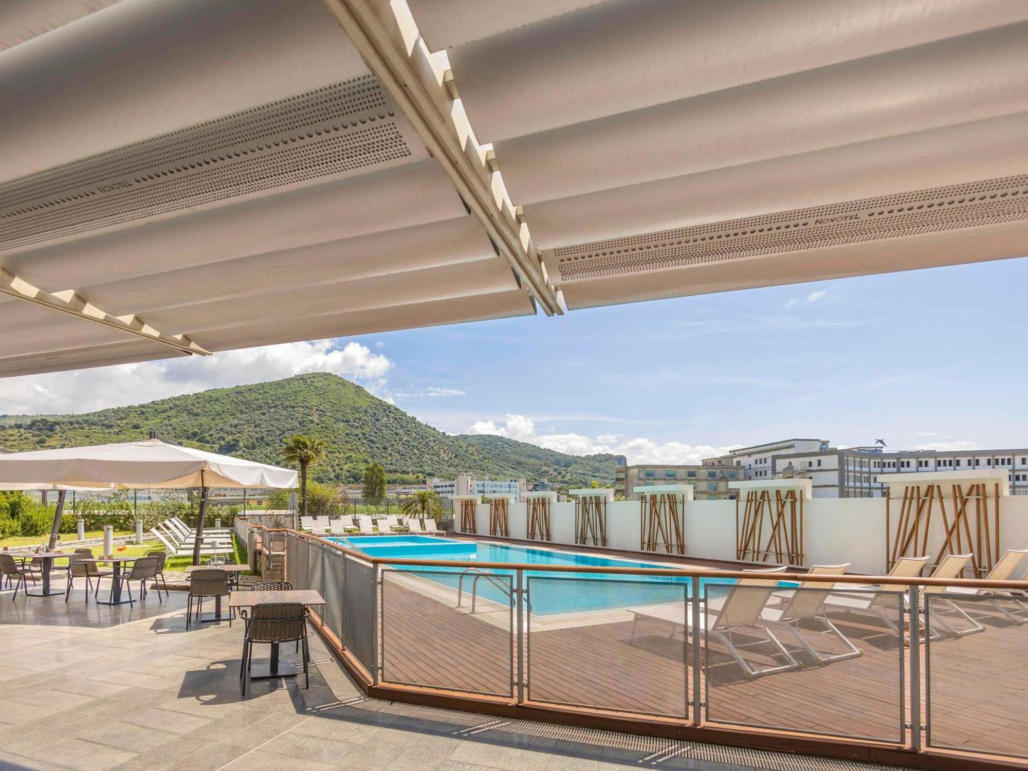 Novotel Salerno Est Arechi Exterior foto