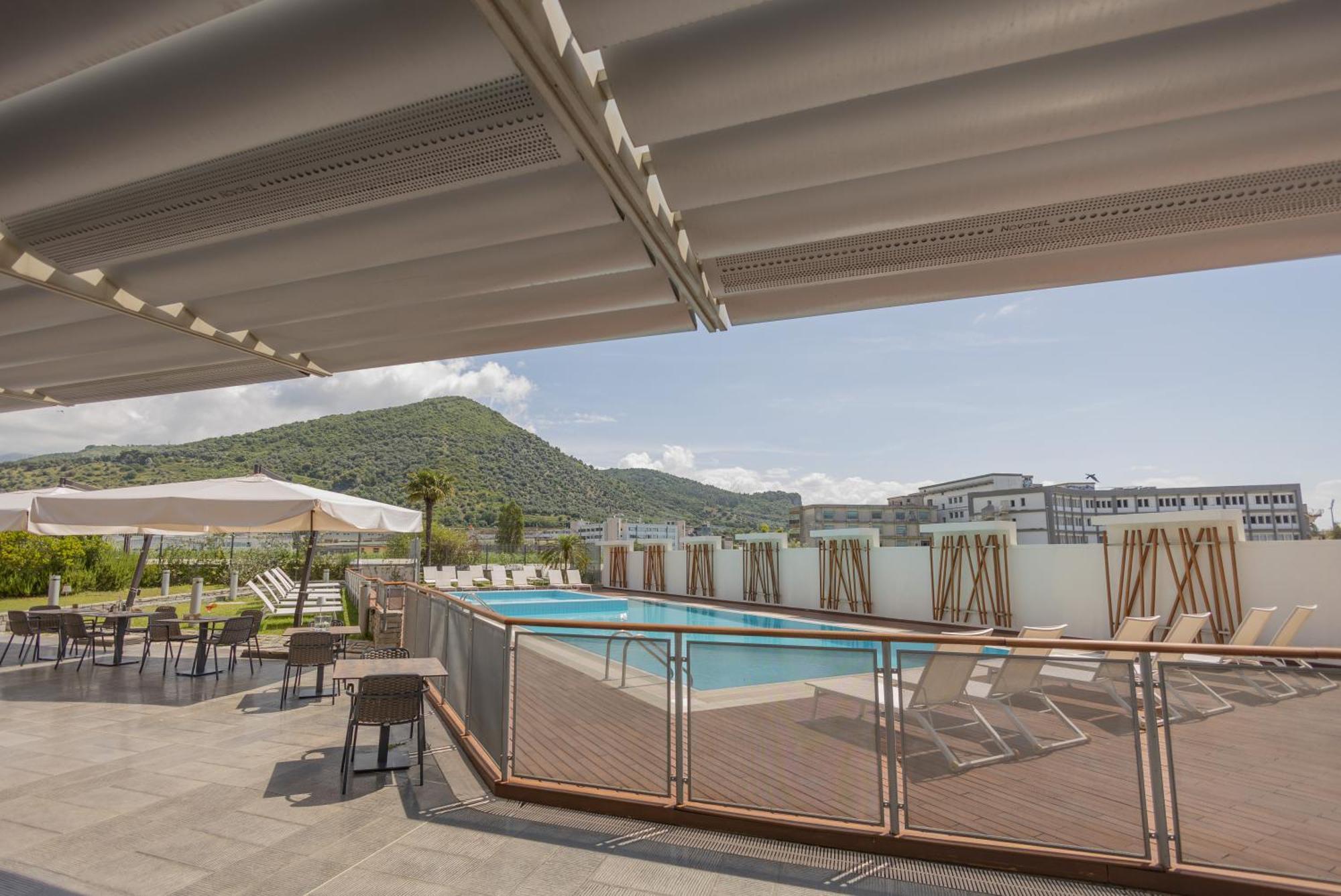 Novotel Salerno Est Arechi Exterior foto